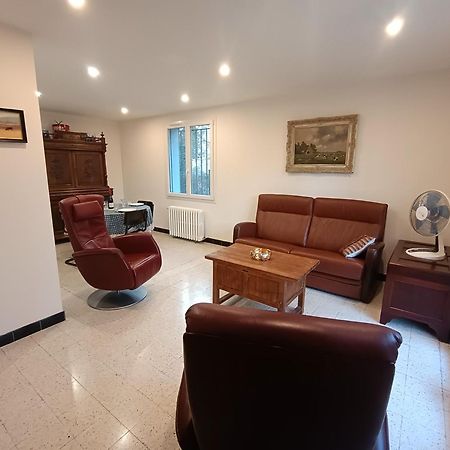 Grand Appartement, 2 Chambres Et Jardin Nîmes Zewnętrze zdjęcie